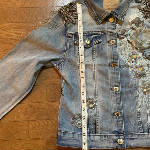 La isla collection distressed embellished denim jacket | Rugrats | Small - Picture 15 of 16